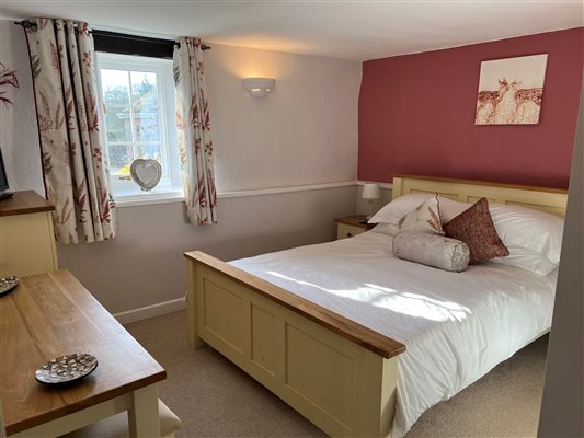 Bow Cottage - Bedroom